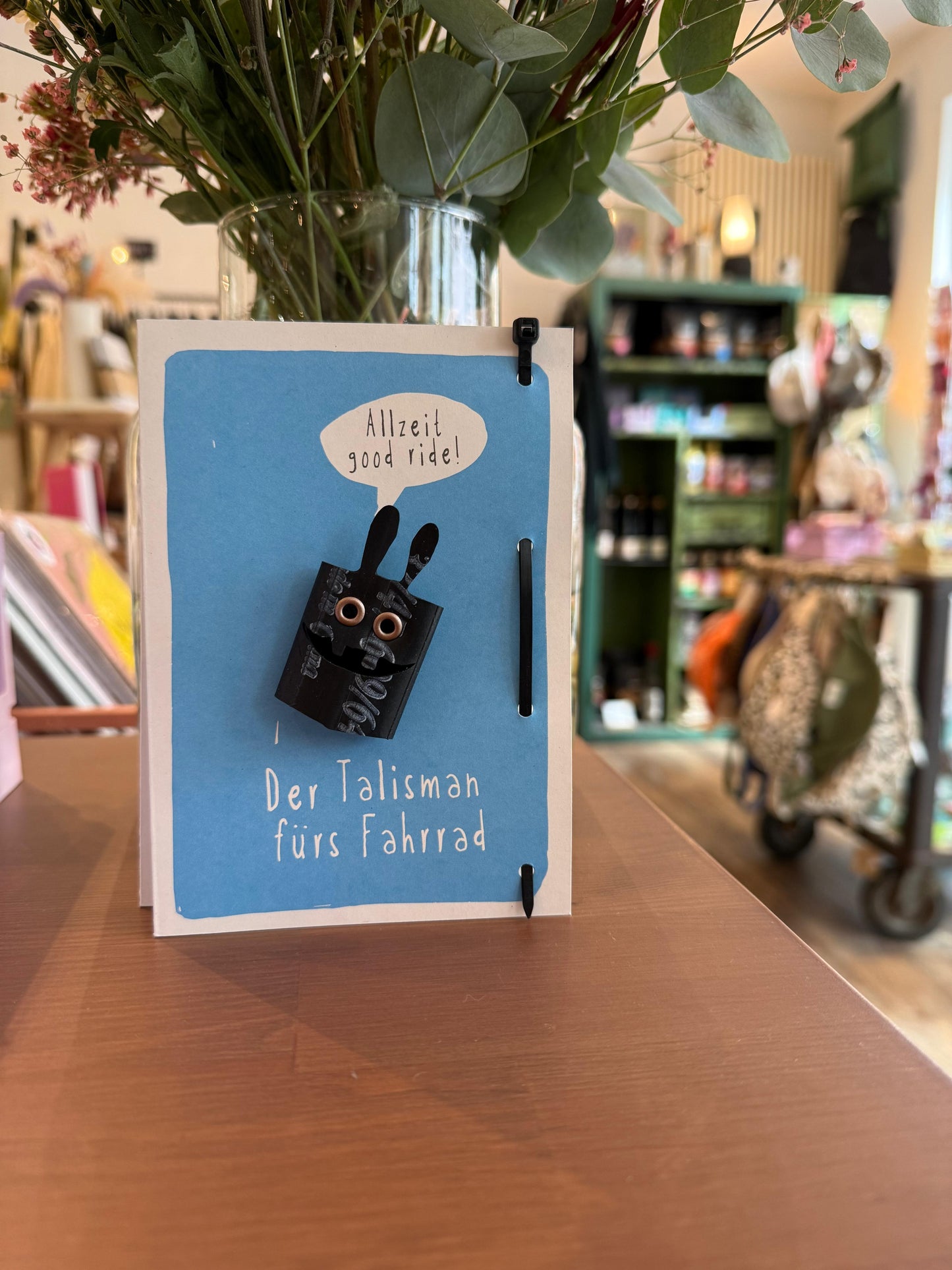 Talisman aus recyceltem Fahrradschlauch